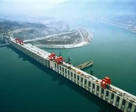 a discussion on yangtze yangtze and the dam construction site along the yangtze river Dam it love it or hate it the world's greatest construction site is already an odd tourist site in its own right by ron gluckman/on the yangtze river, china. a discussion on yangtze yangtze and the dam construction site along the yangtze river Dam it love it or hate it the world's greatest construction site is already an odd tourist site in its own right by ron gluckman/on the yangtze river, china.
